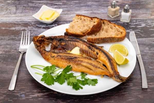 things-to-do-in-northumberland-eat-craster-kippers