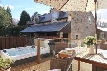 Thornbrae Retreat Alnwick hot tub