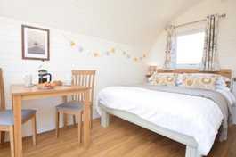 Hadrians Wall Rest main bedroom