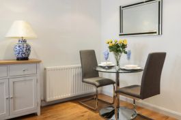 6 Mill Wharf Dining Area